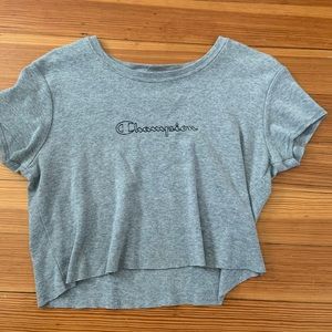 Cropped vintage champion shirt